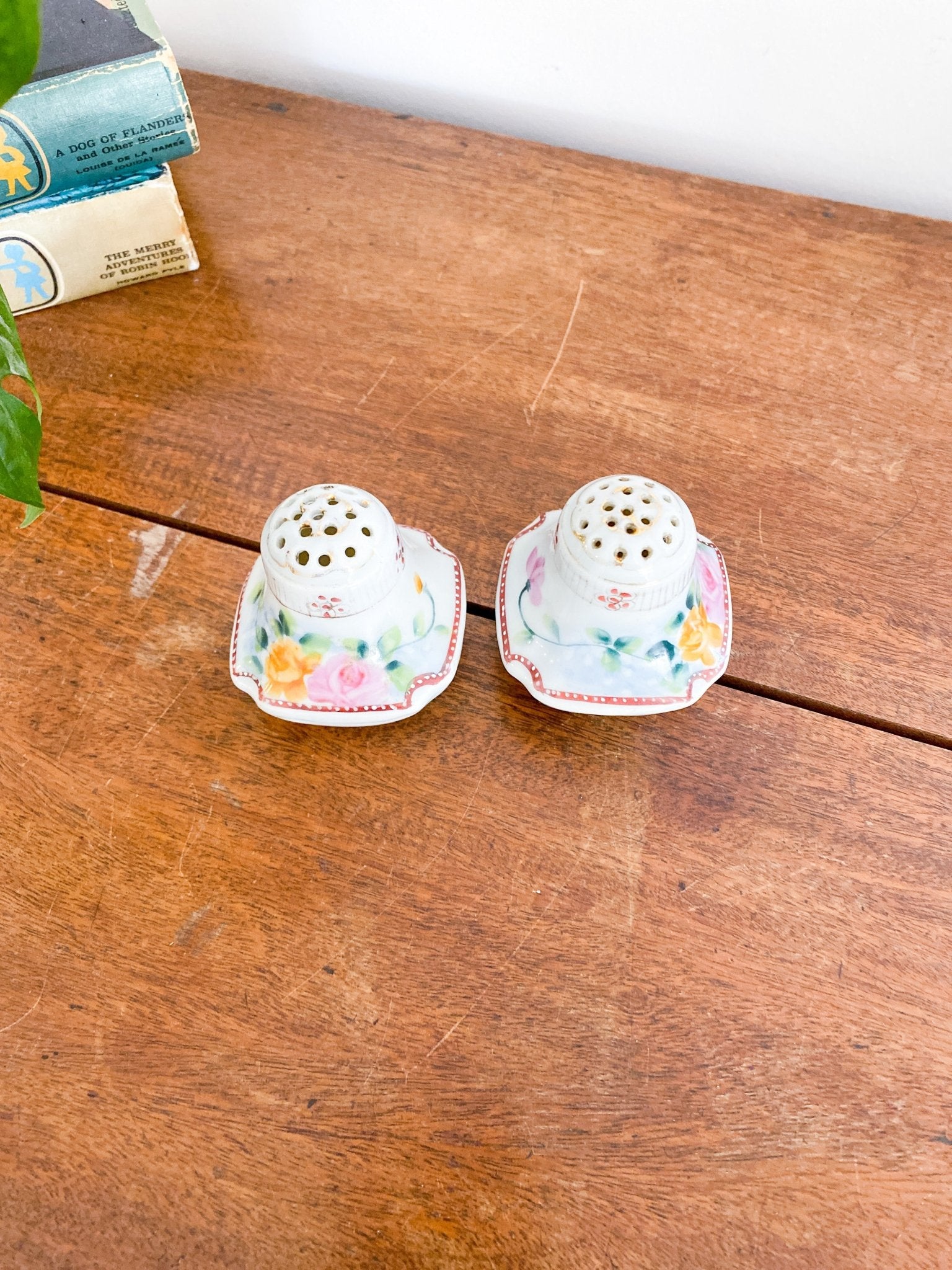 Ceramic Delicate Floral Salt & Pepper Shakers - Perth Market