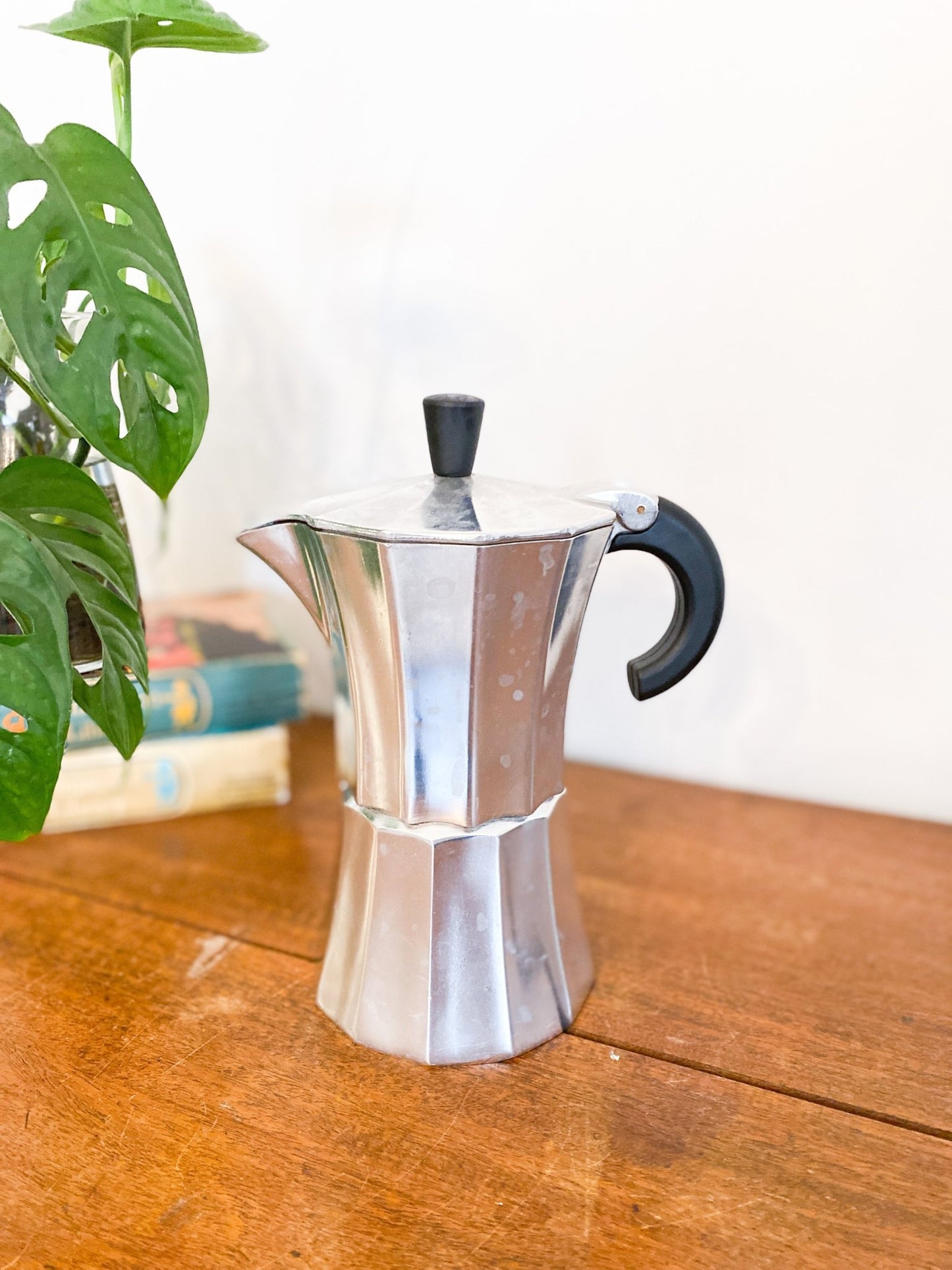 Curvy Stovetop Moka Pot - Perth Market