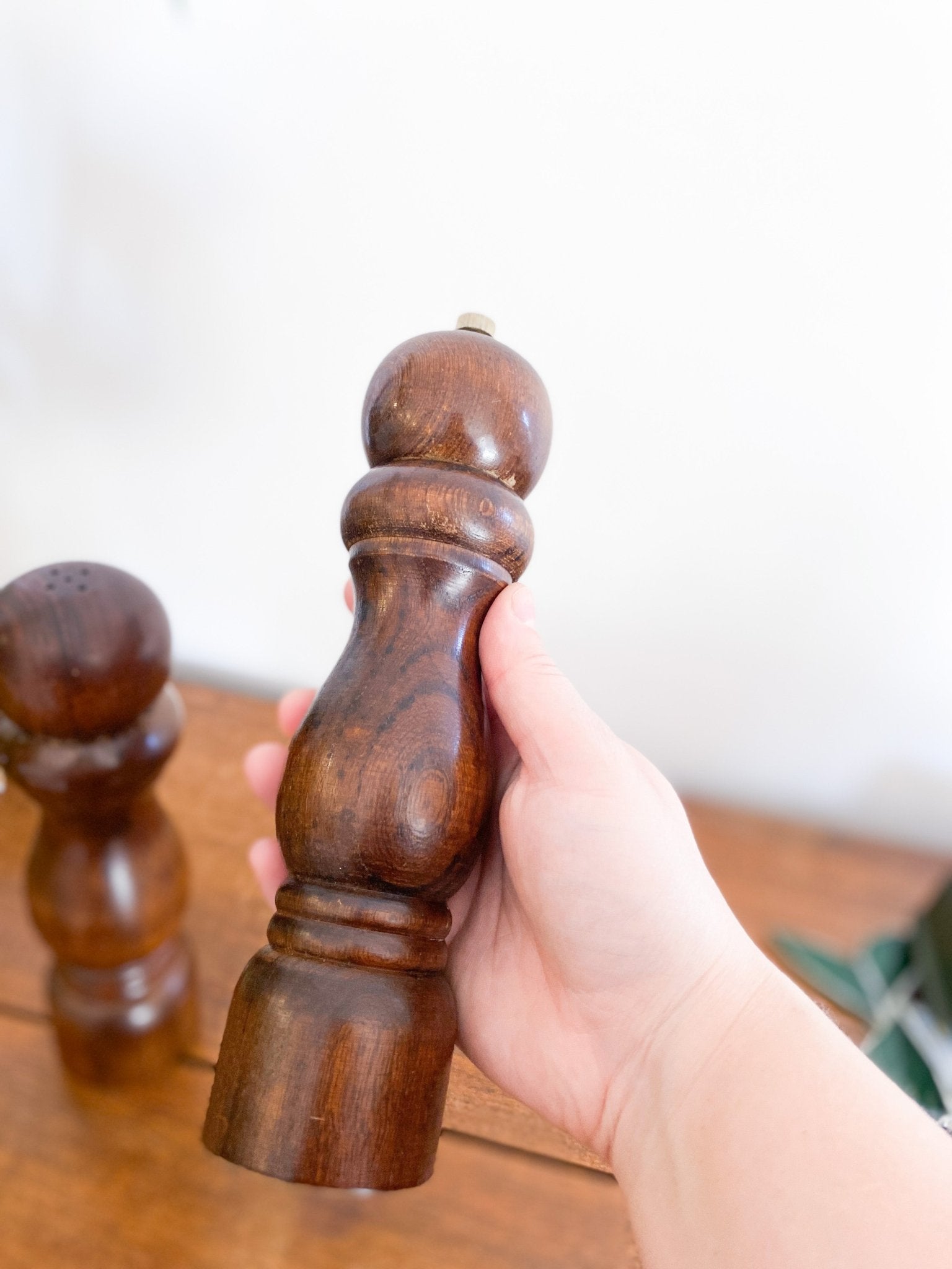 Restaurant Style Wooden Salt Shaker & Pepper Grinder - Perth Market