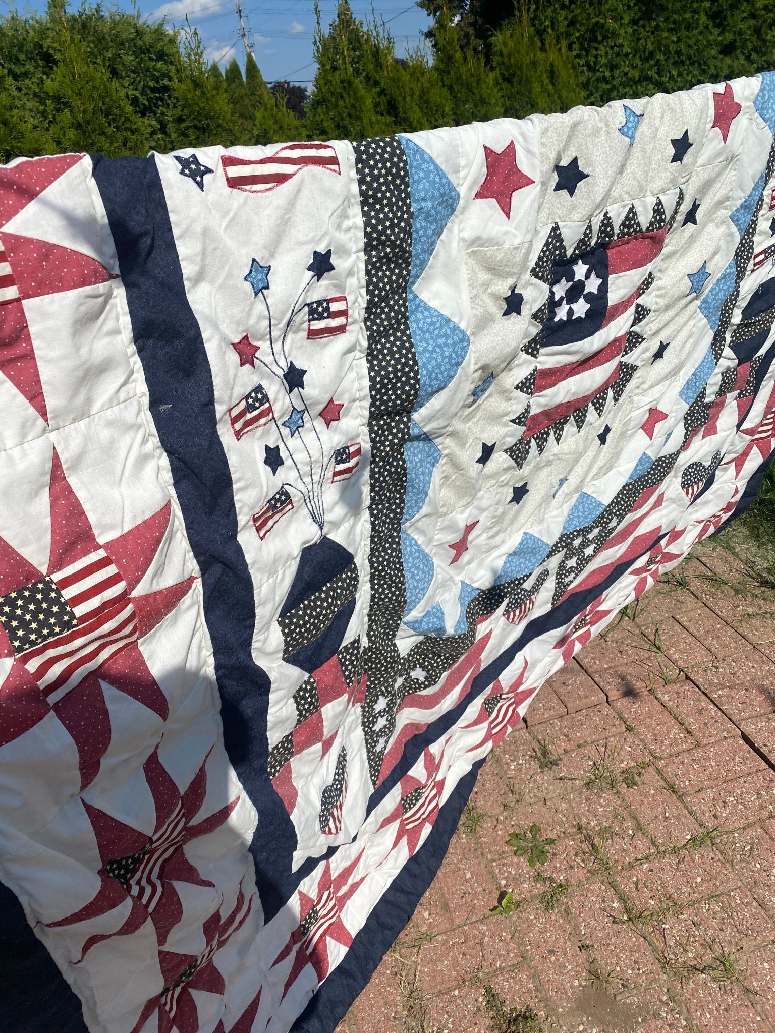 Vintage Handmade American Quilt - Perth Market