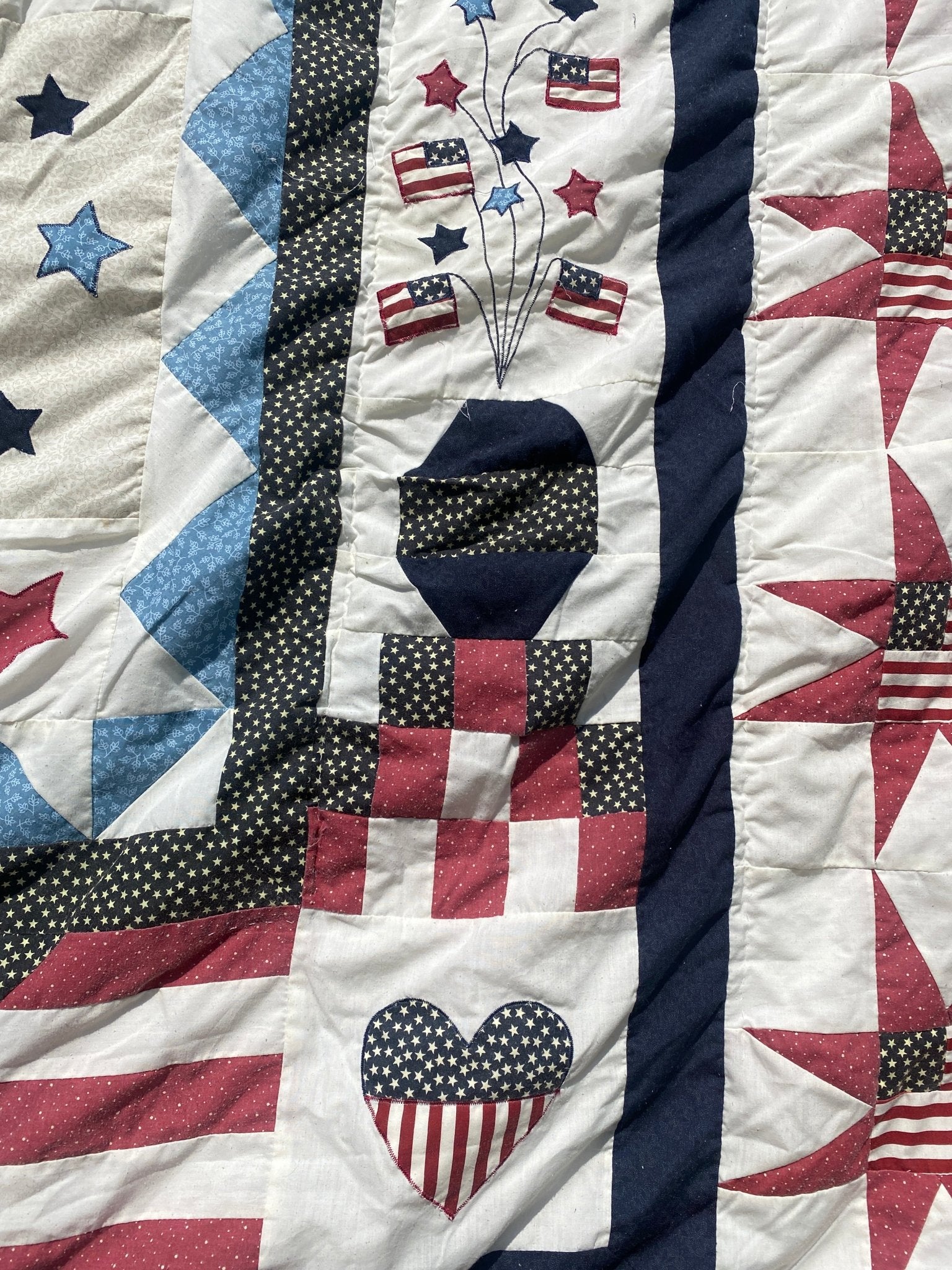 Vintage Handmade American Quilt - Perth Market