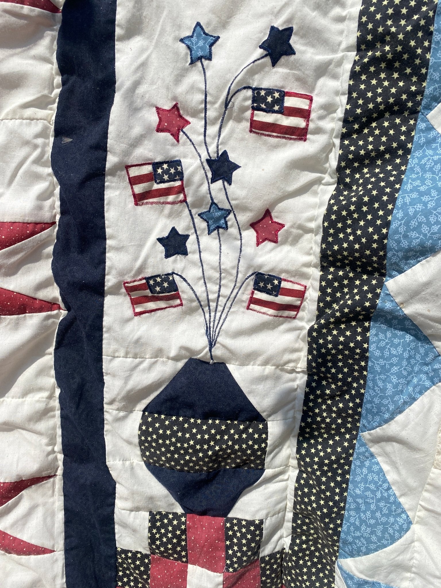 Vintage Handmade American Quilt - Perth Market