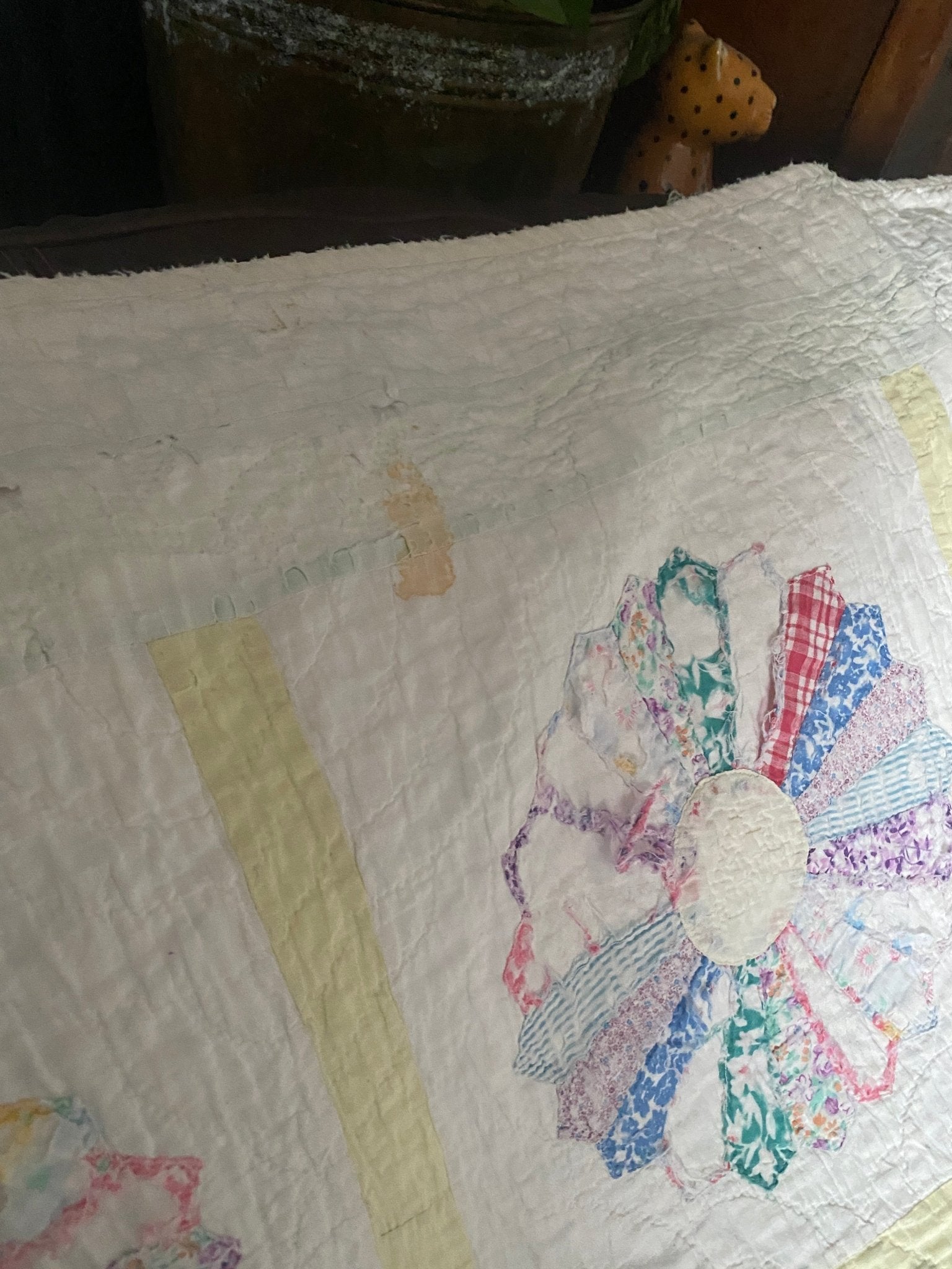 Vintage Quilt Blanket - Distressed/Worn - Perth Market