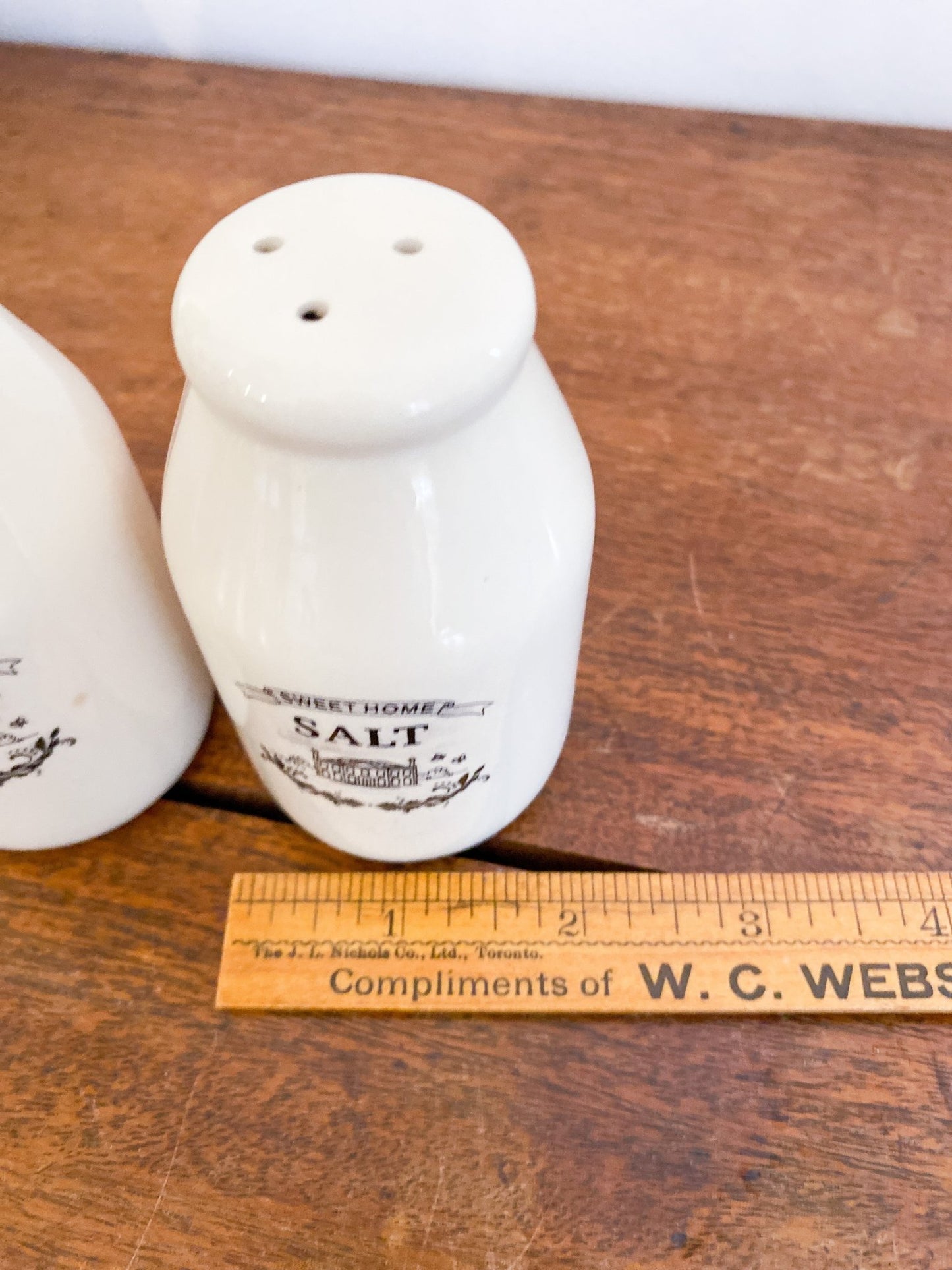 Vintage Style Farmhouse Salt and Pepper Shakers - Perth Market