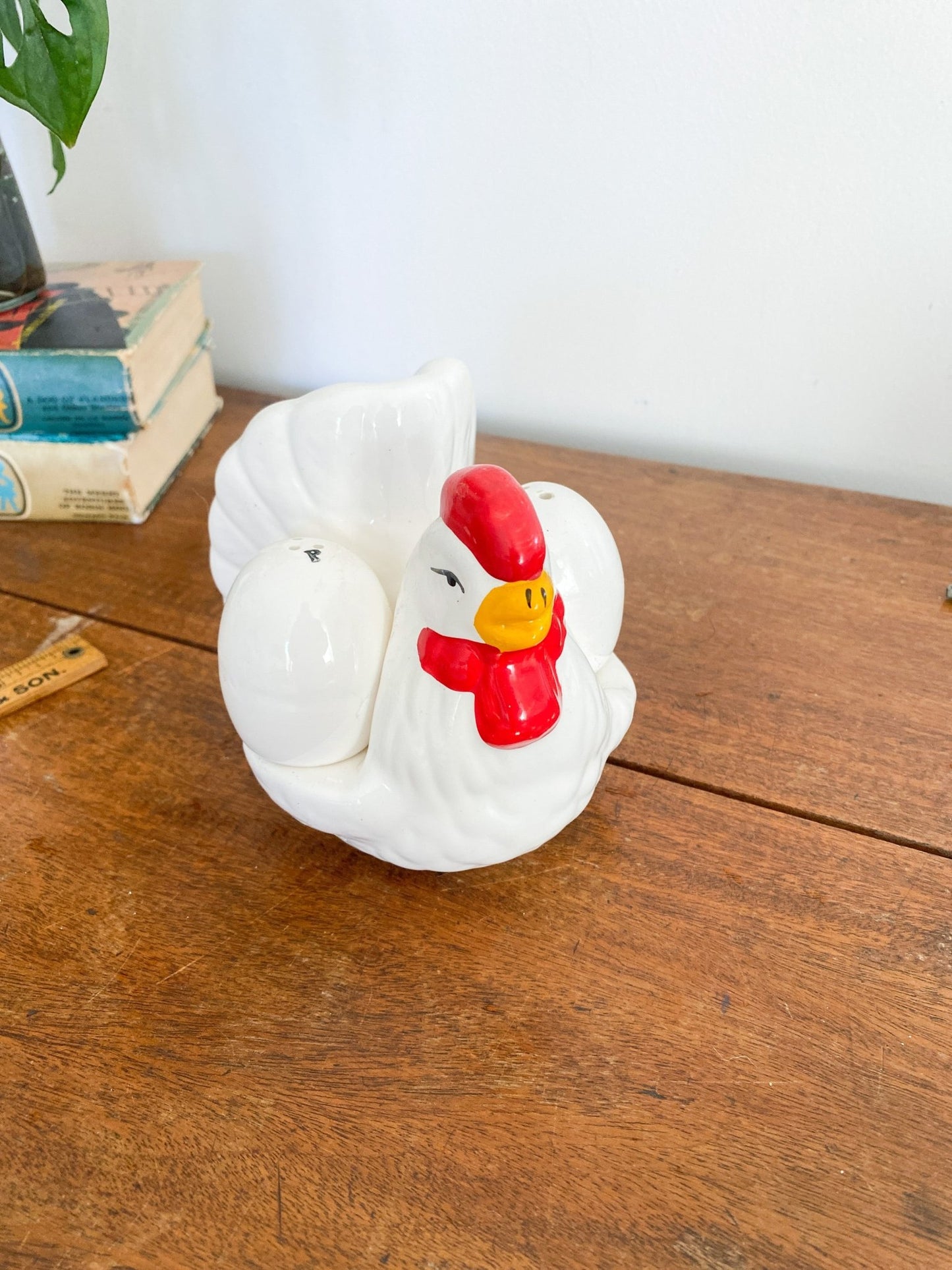 Vintage White Hen Napkin + Salt & Pepper Holder - Perth Market