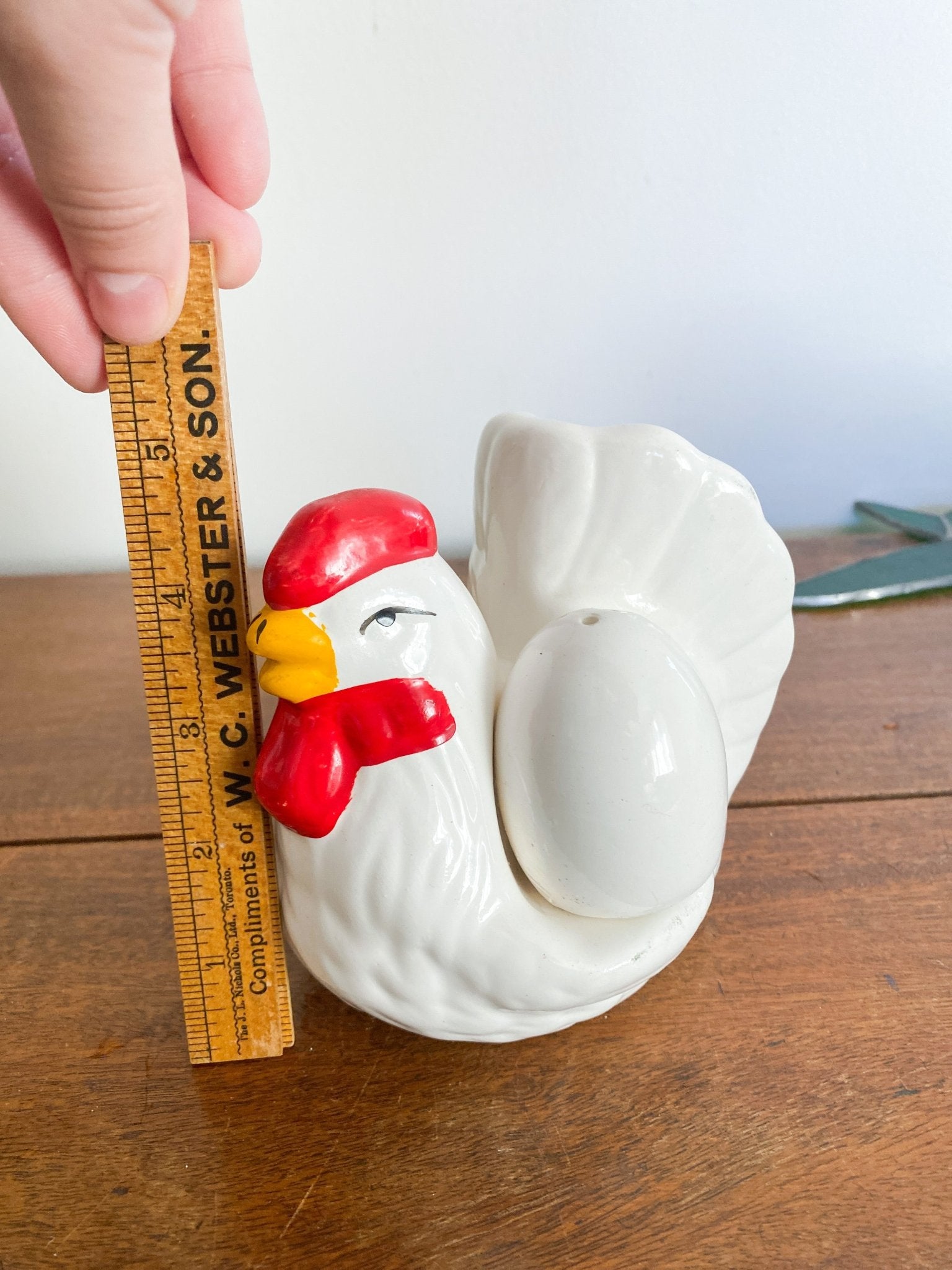 Vintage White Hen Napkin + Salt & Pepper Holder - Perth Market