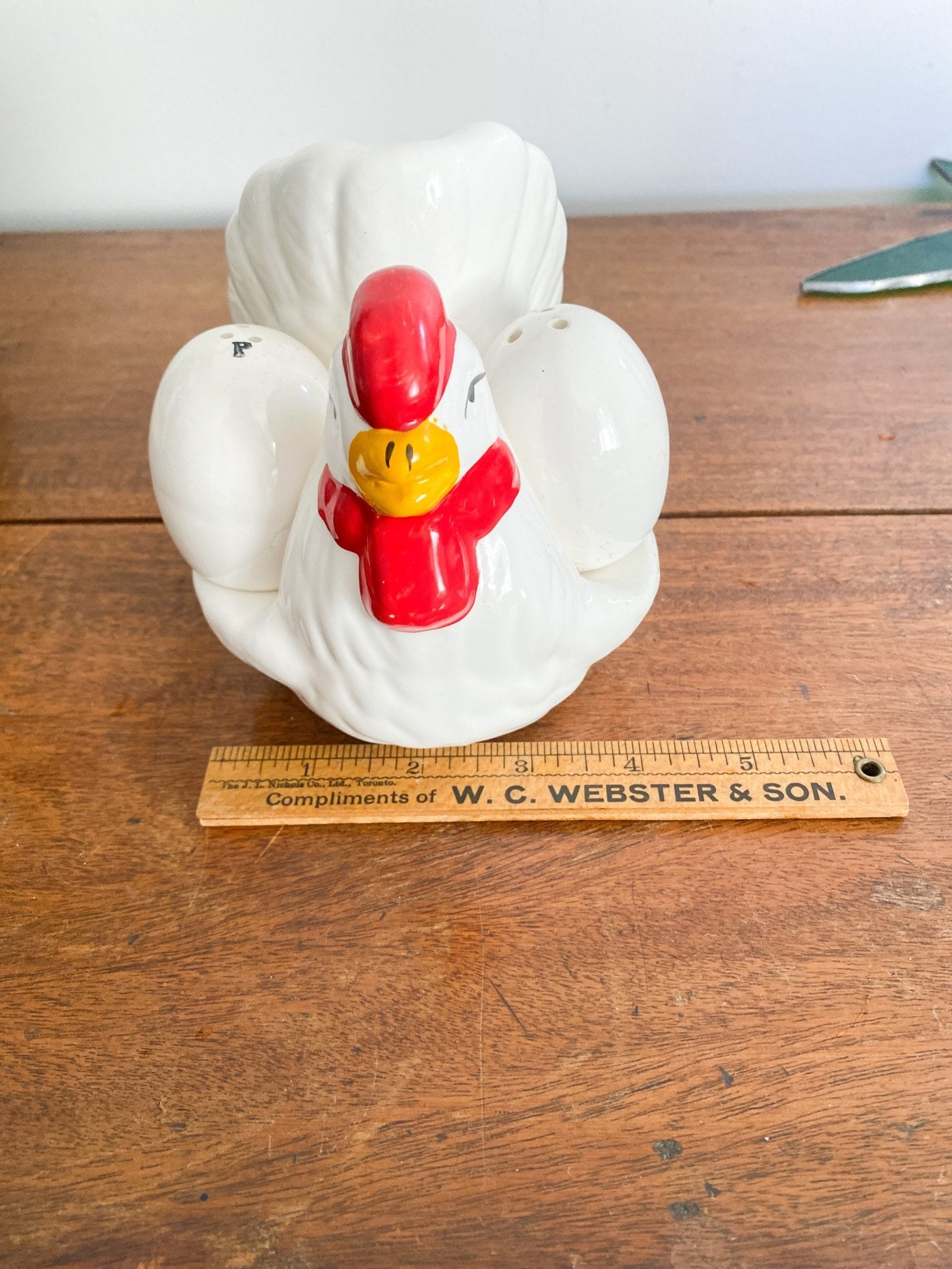 Vintage White Hen Napkin + Salt & Pepper Holder - Perth Market