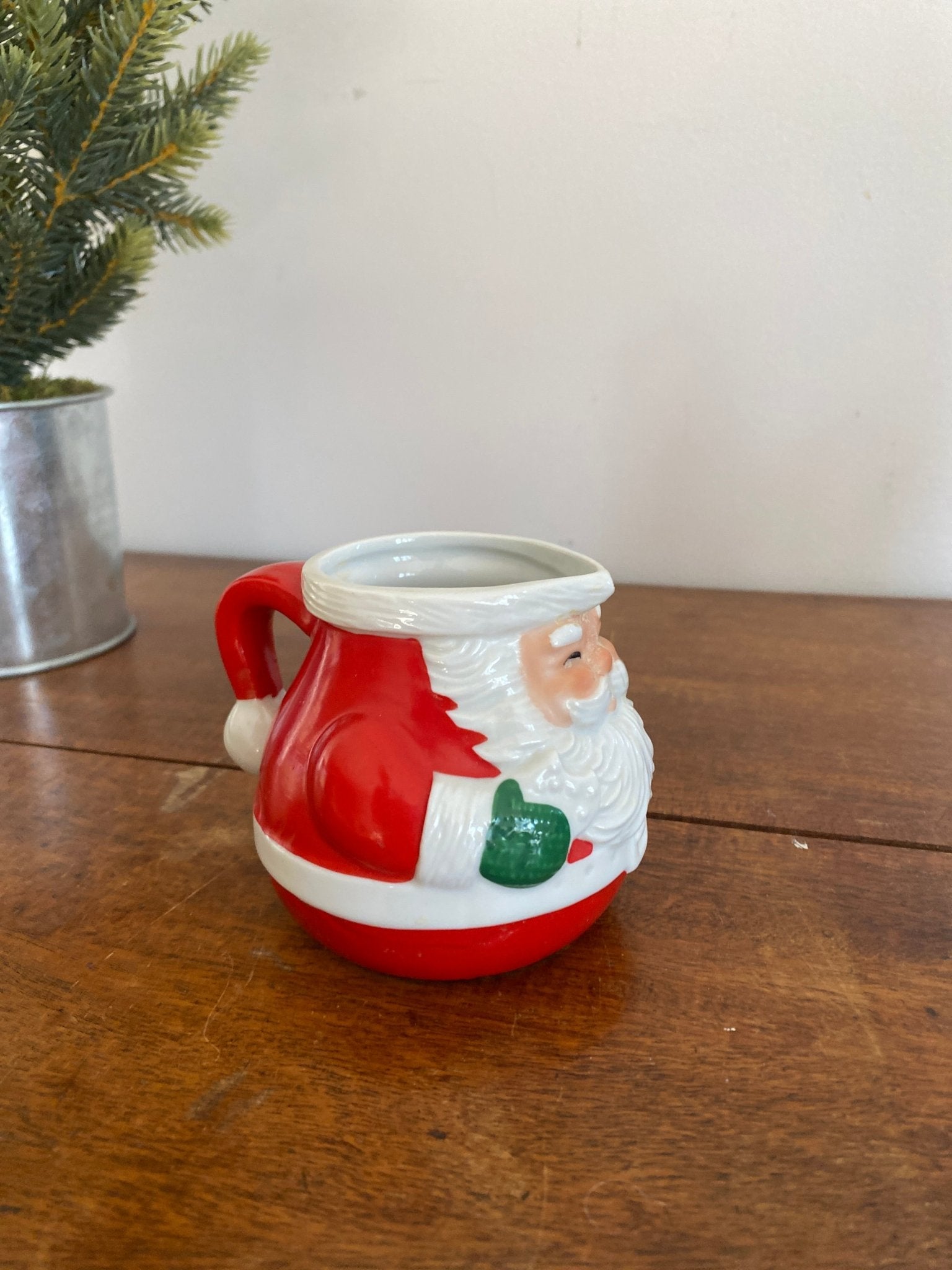 Avon Santa Creamer - Perth Market