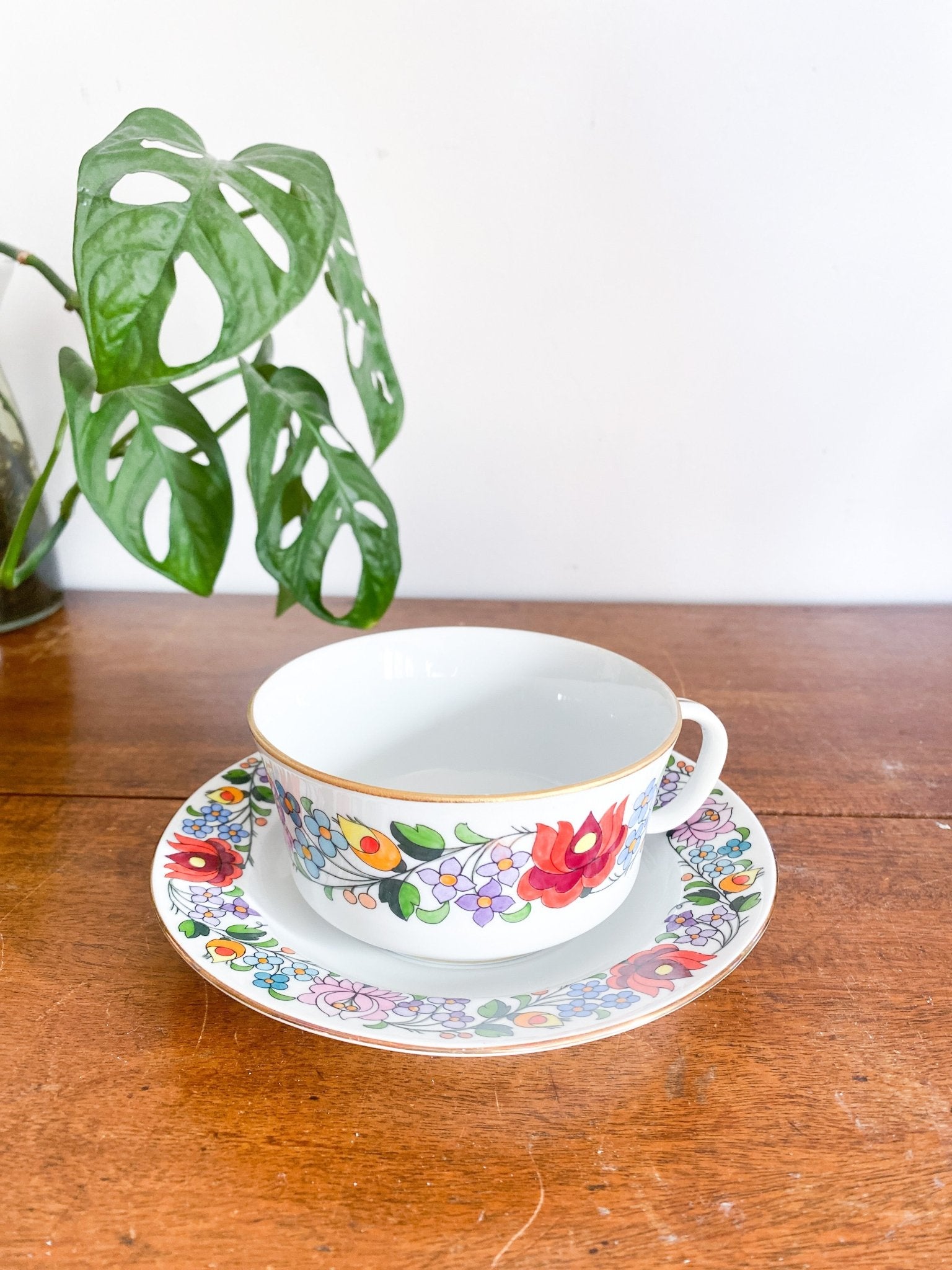 Kalosca Handpainted Hungarian Teacup & Saucer - Perth Market