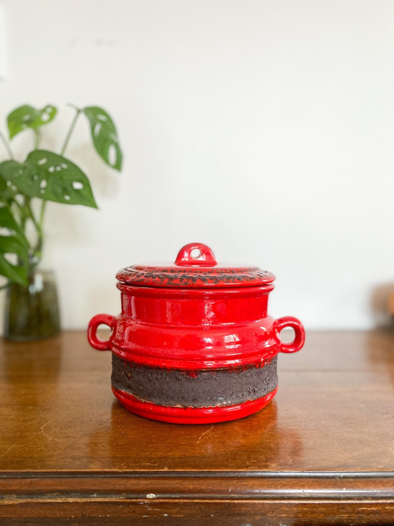 Laurentian Red Lava Drip Bean Pot - Perth Market