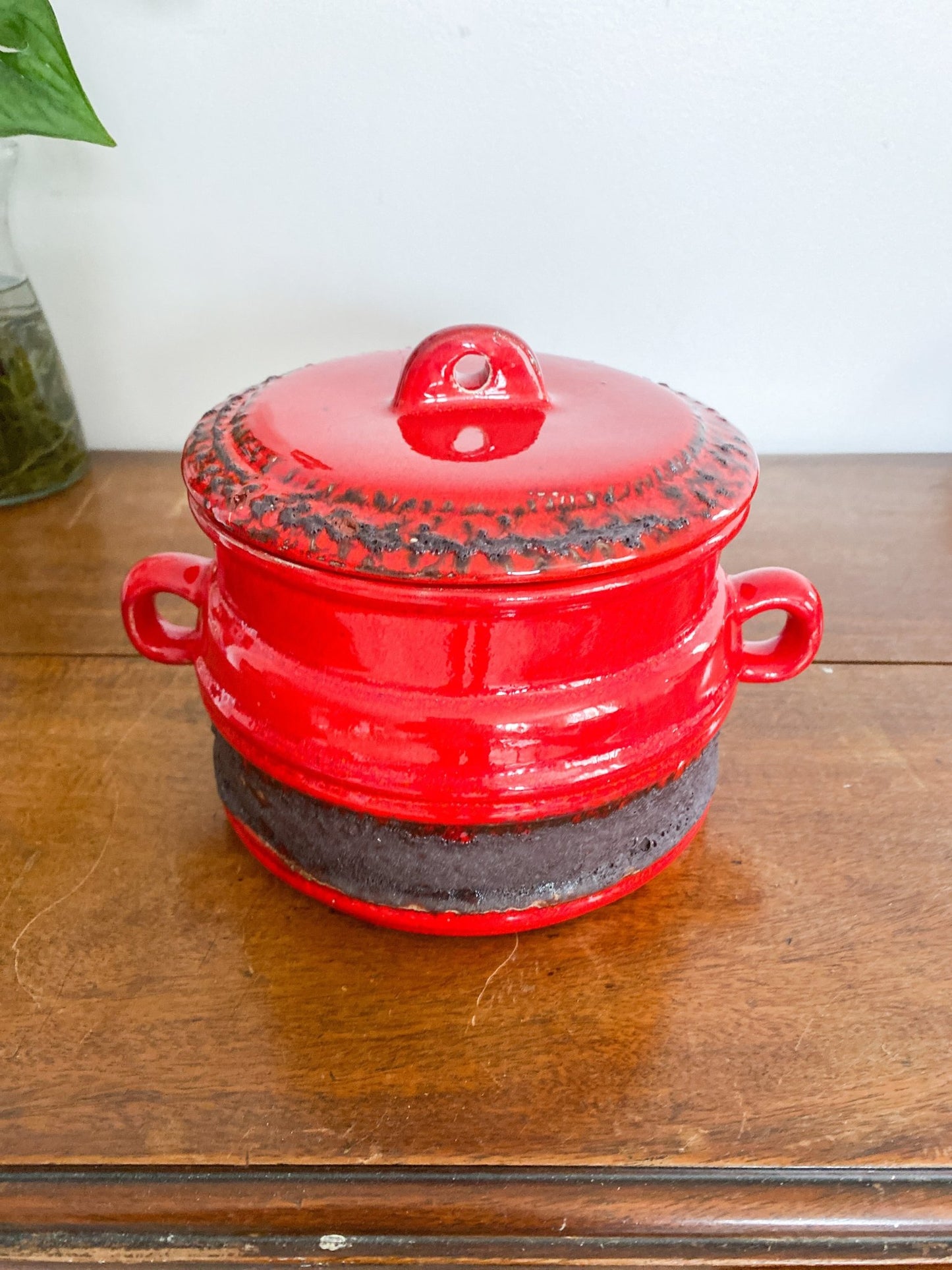 Laurentian Red Lava Drip Bean Pot - Perth Market