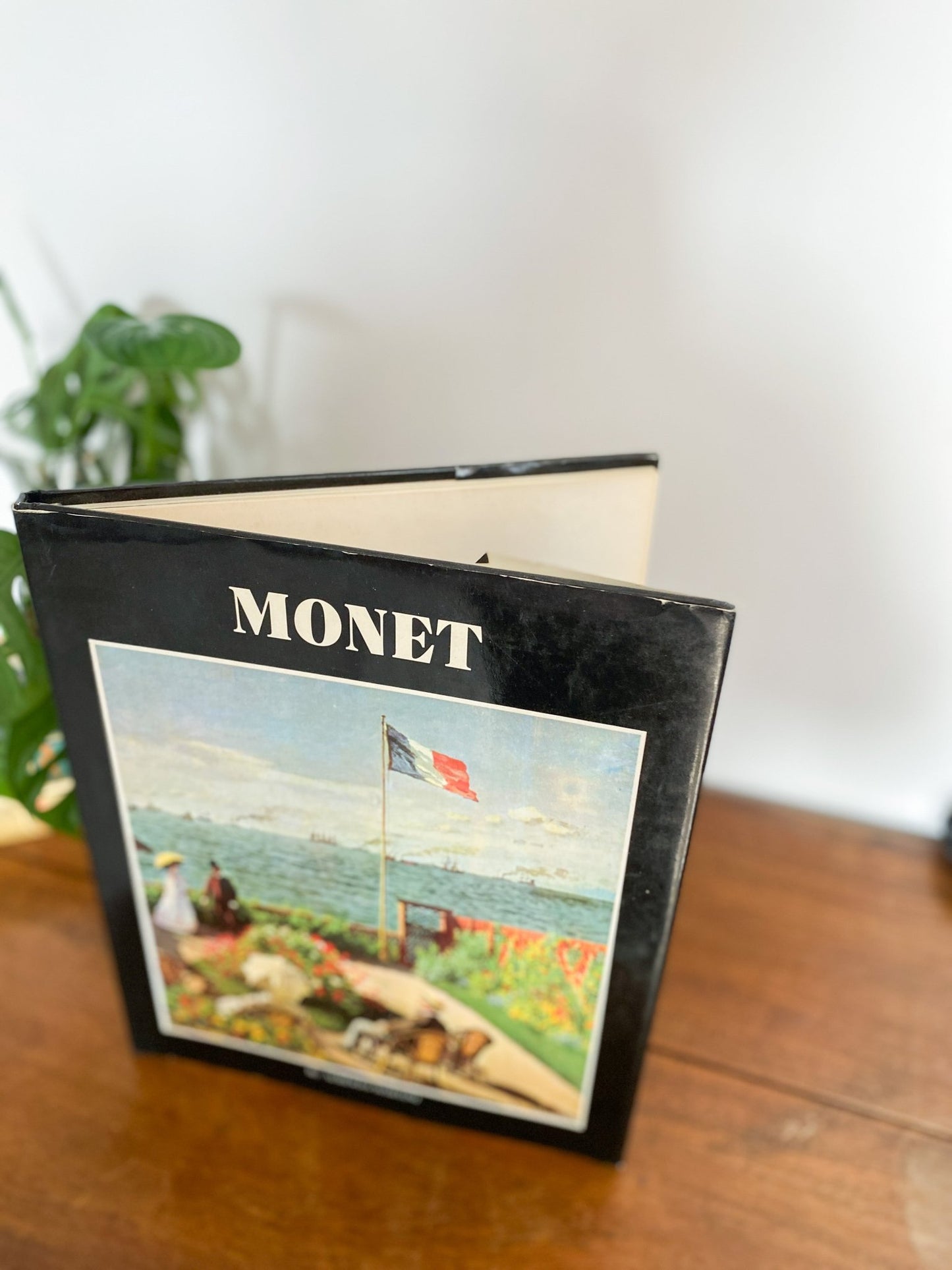 Monet Hardcover Coffee Table Book from 1978 - Perth Market