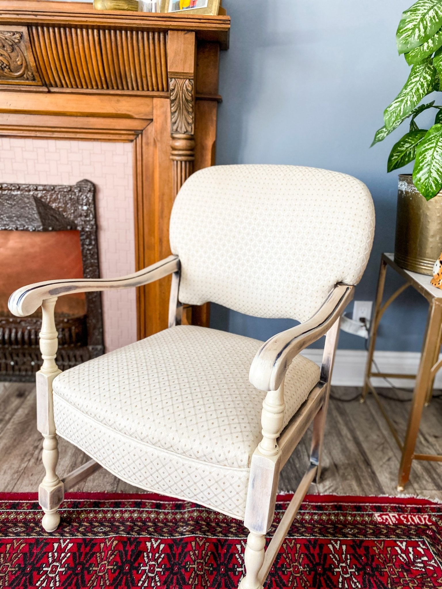 Queen Anne Shabby Chic Chair - Perth Market