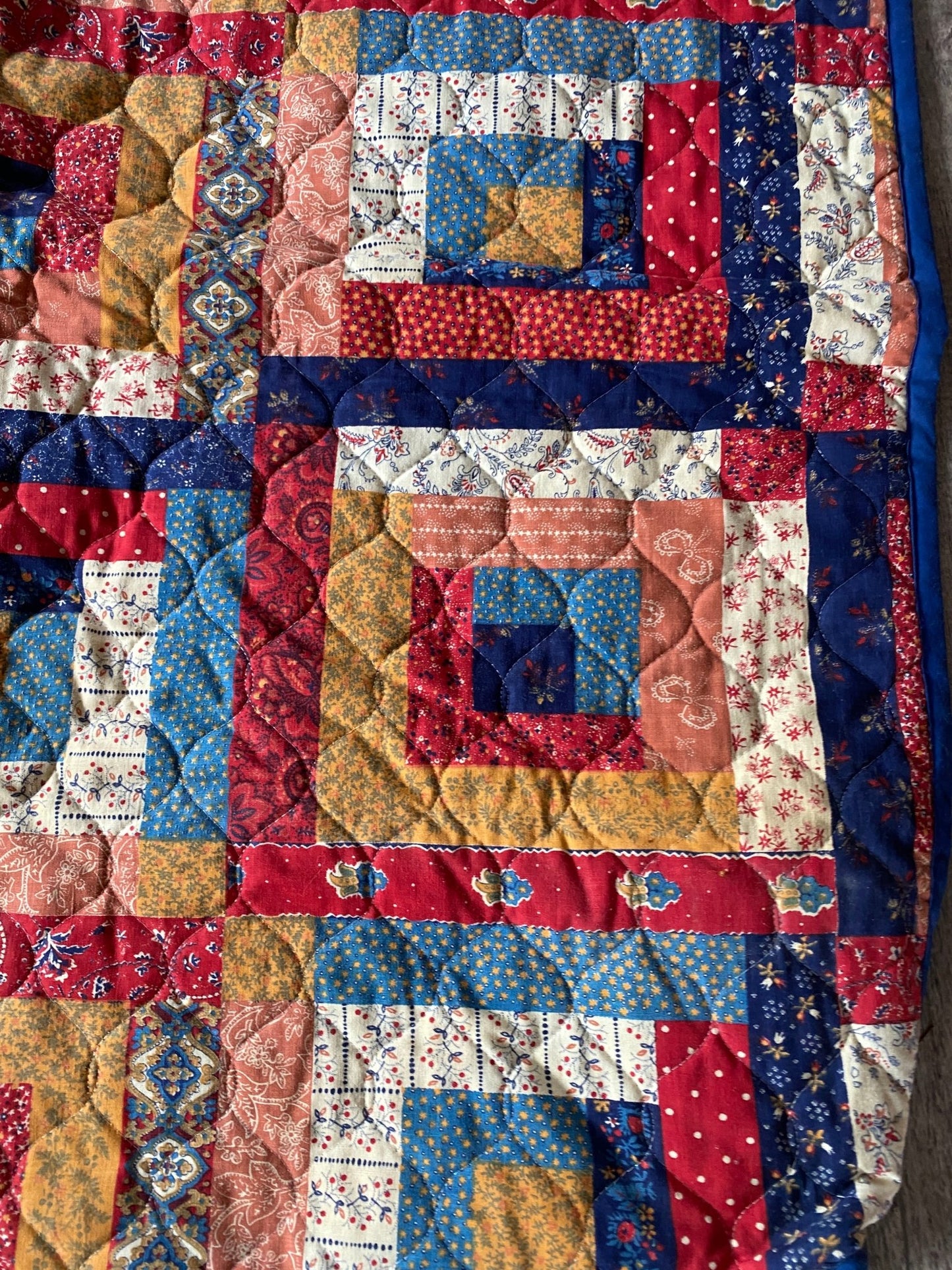 Quilted Table Cover - Perth Market