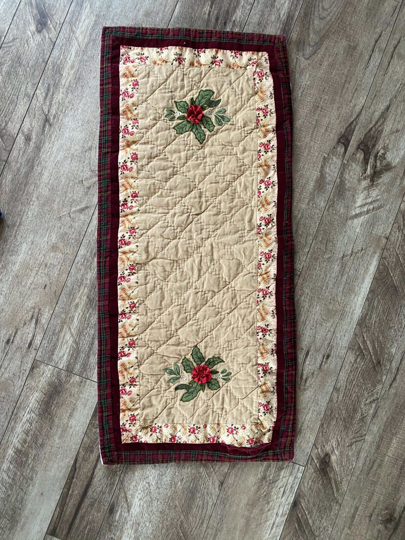 Quilted Table Runner - Perth Market