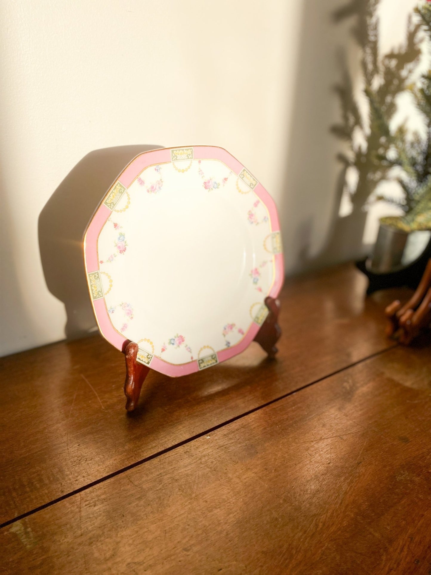 Royal Doulton Pink Rimmed Plate - EXTRA 40% off - Perth Market