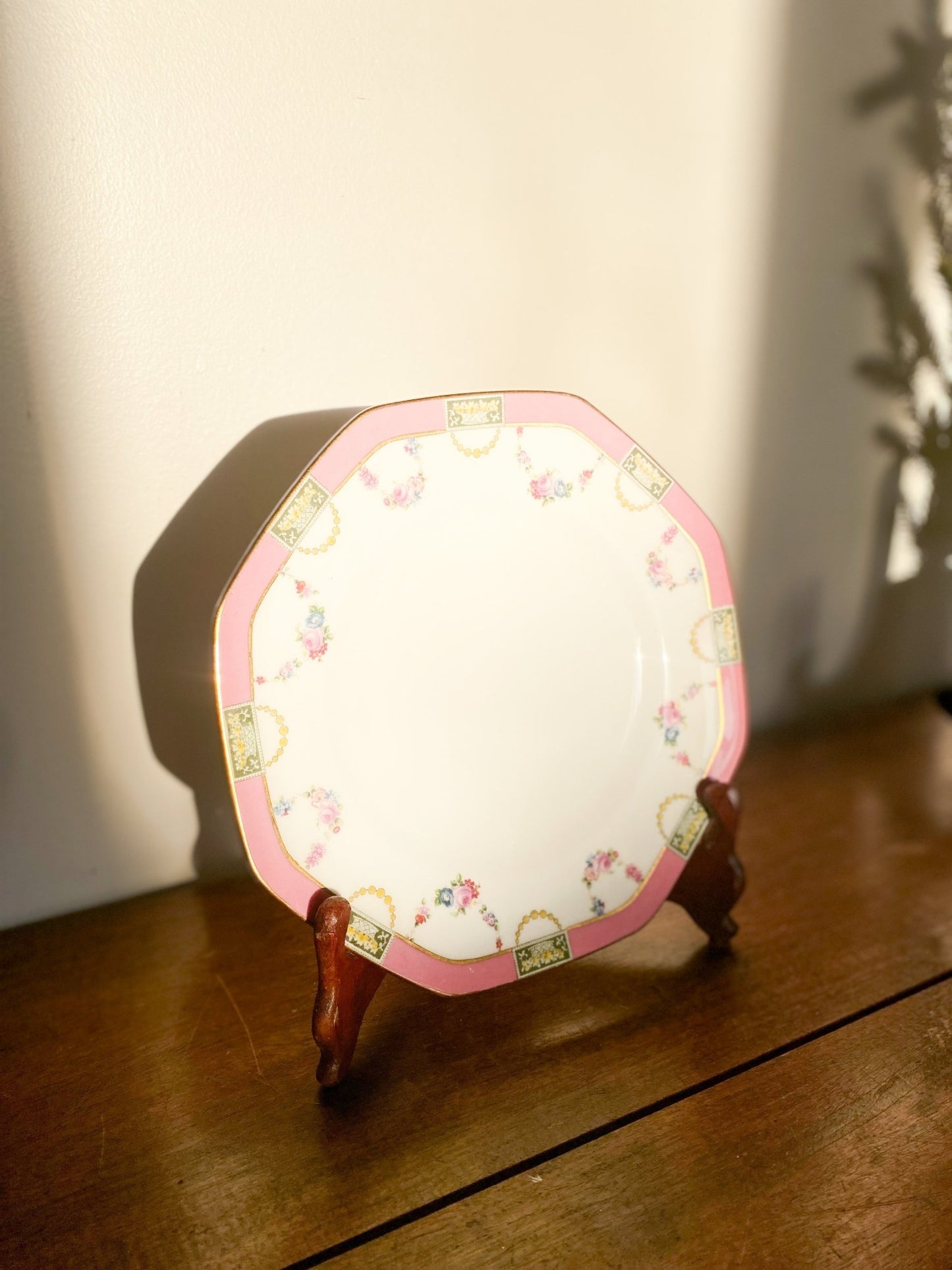 Royal Doulton Pink Rimmed Plate - EXTRA 40% off - Perth Market