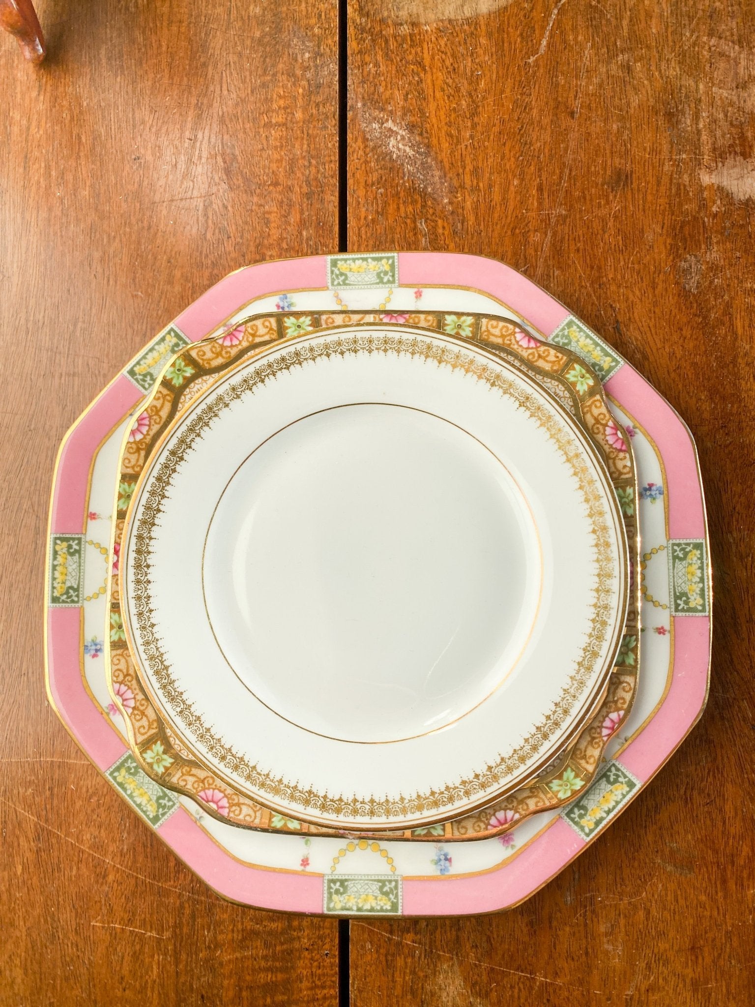 Royal Doulton Pink Rimmed Plate - EXTRA 40% off - Perth Market