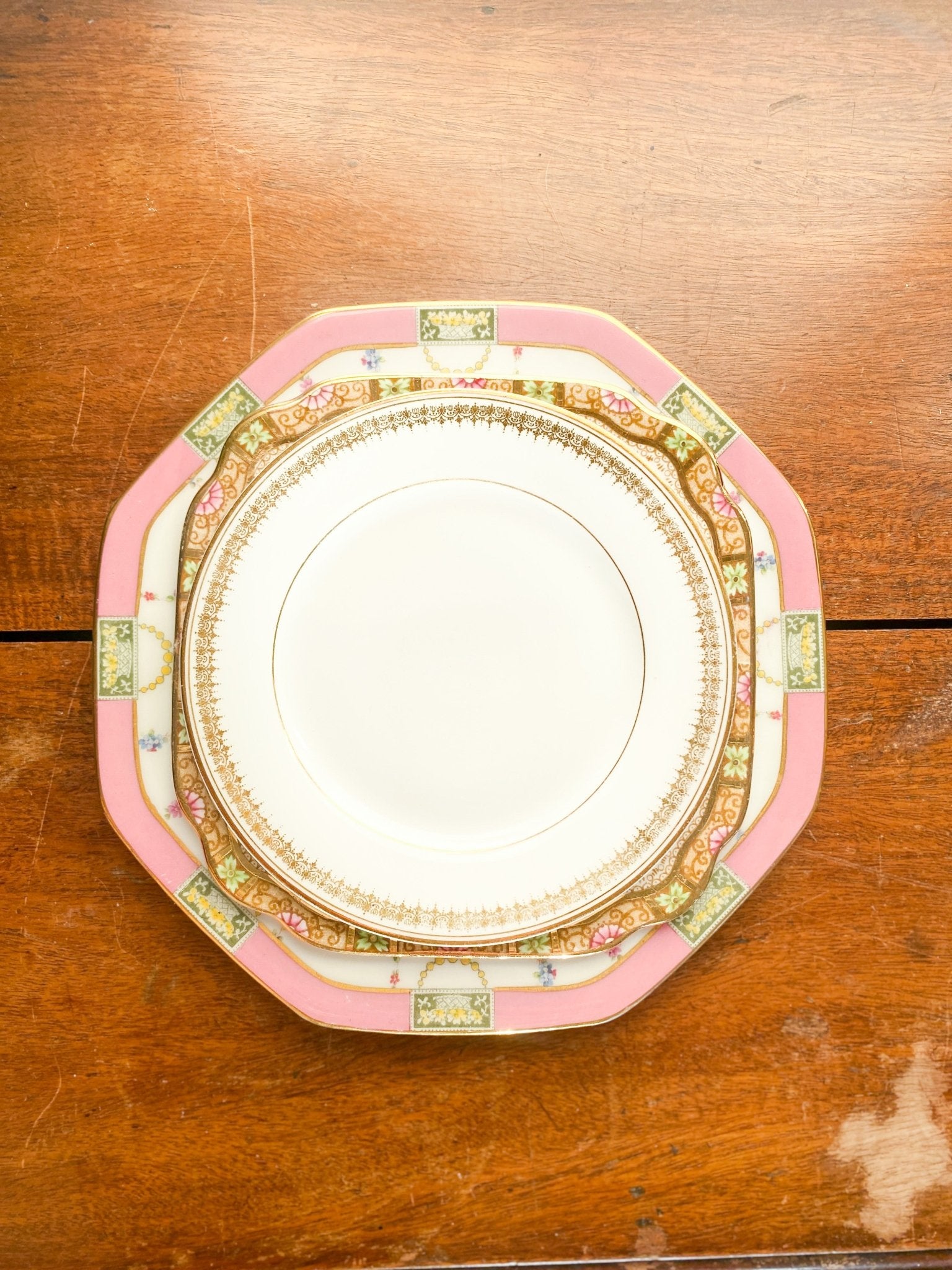 Royal Doulton Pink Rimmed Plate - EXTRA 40% off - Perth Market