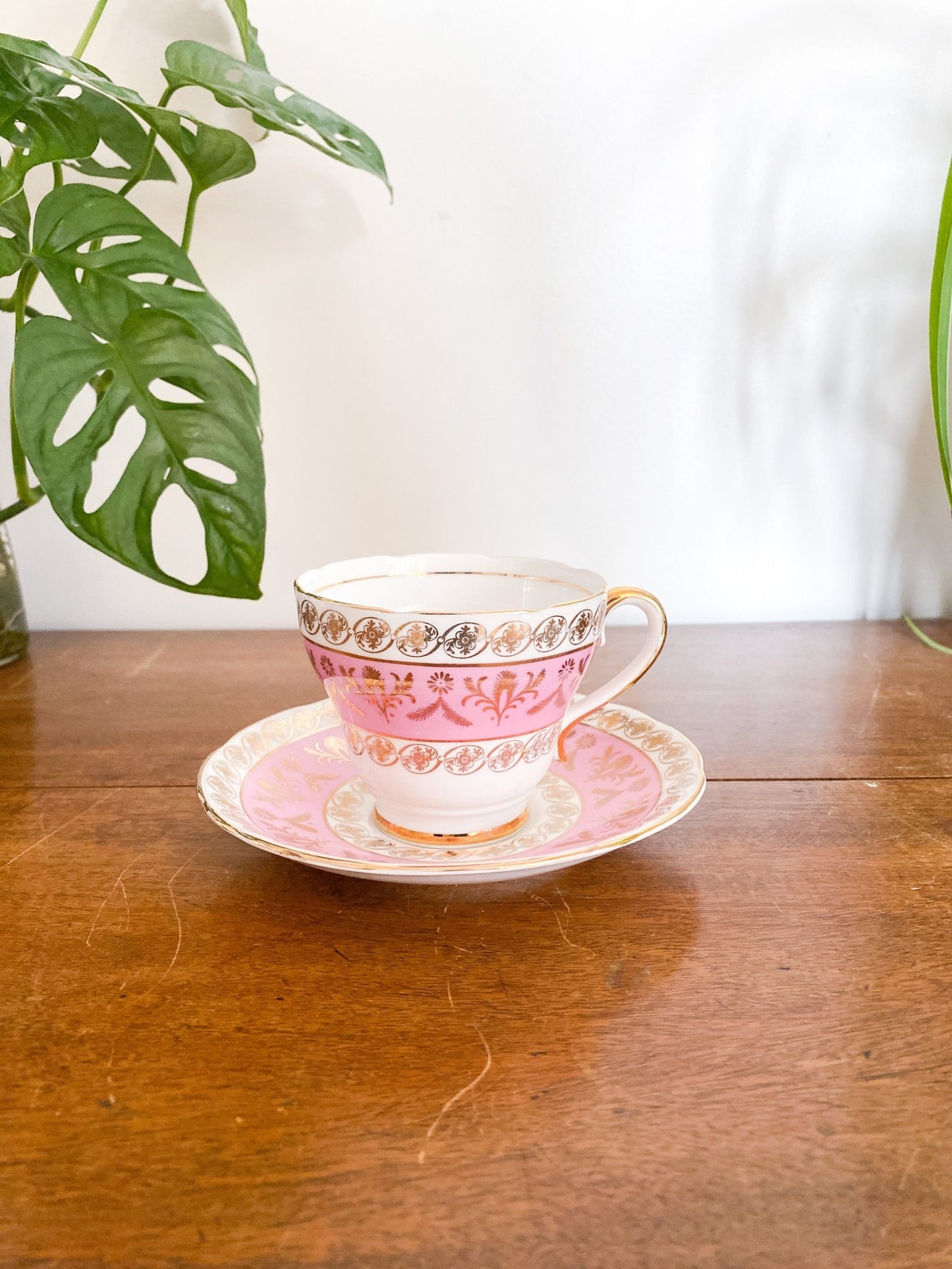 Salisbury Pink & Gold Teacup - Perth Market