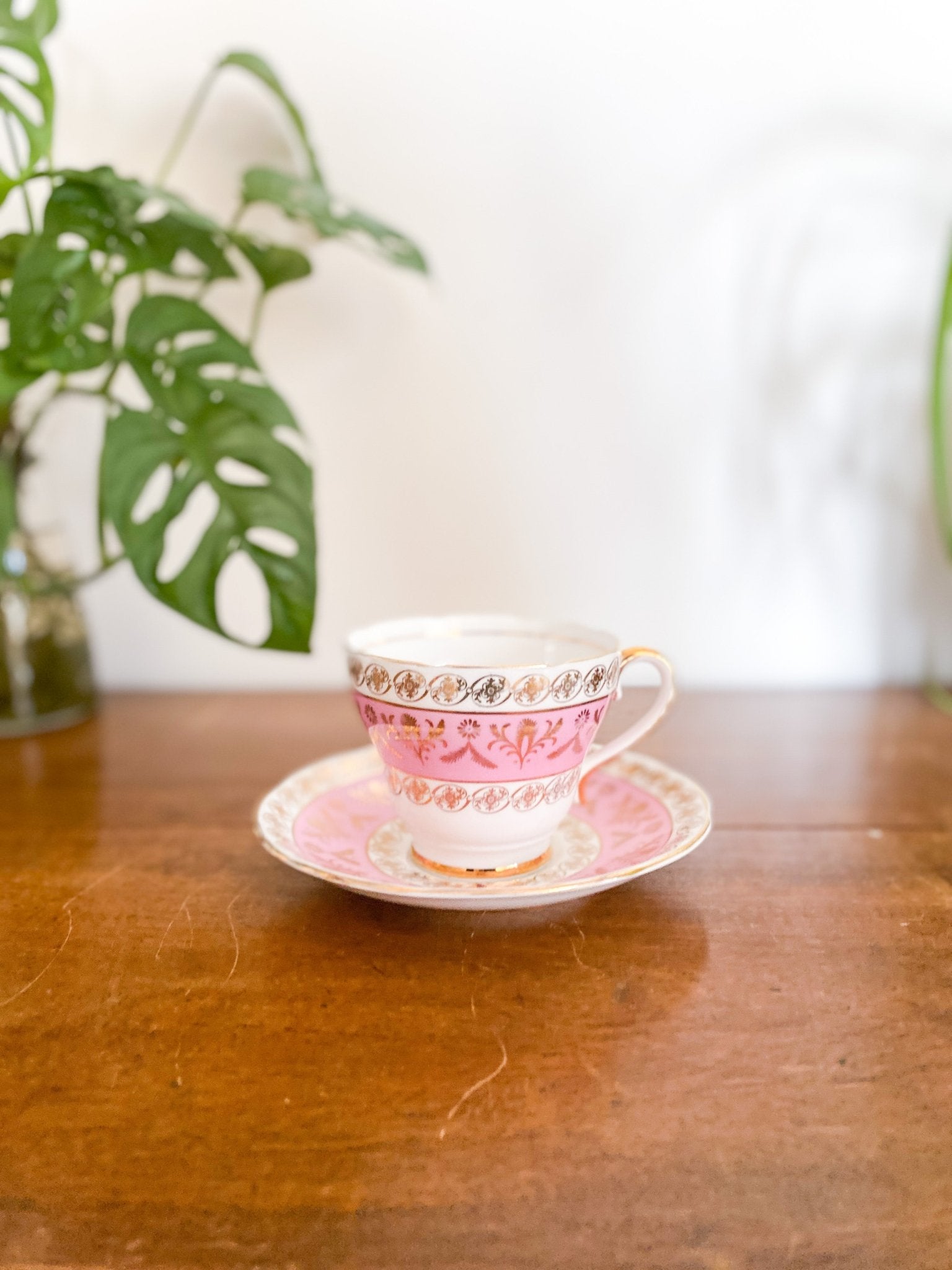 Salisbury Pink & Gold Teacup - Perth Market