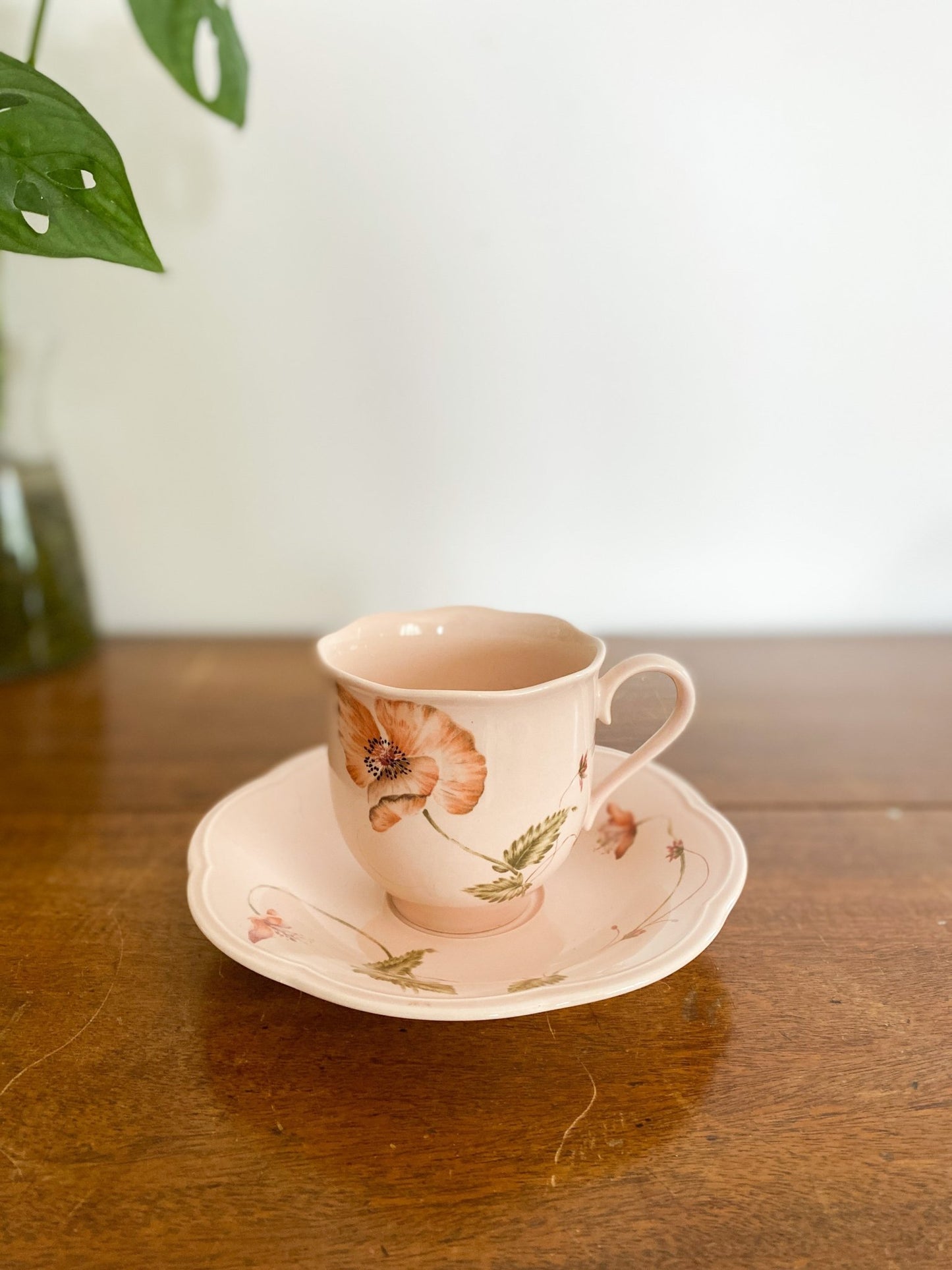 Set of Mikasa Tea Cup + Saucer, in pattern Rondo "Oriental Poppy" by Diane Love - Perth Market