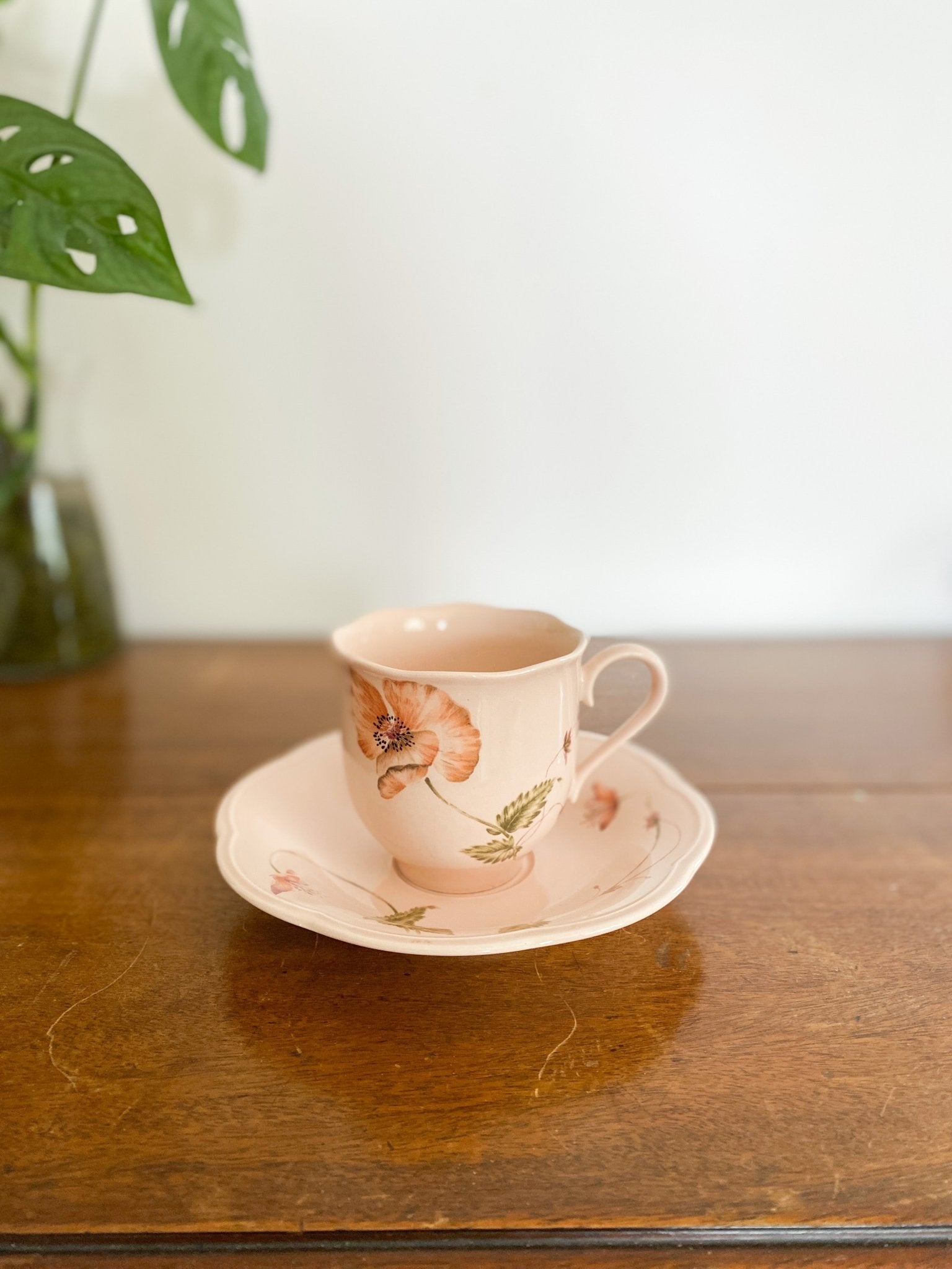 Set of Mikasa Tea Cup + Saucer, in pattern Rondo "Oriental Poppy" by Diane Love - Perth Market