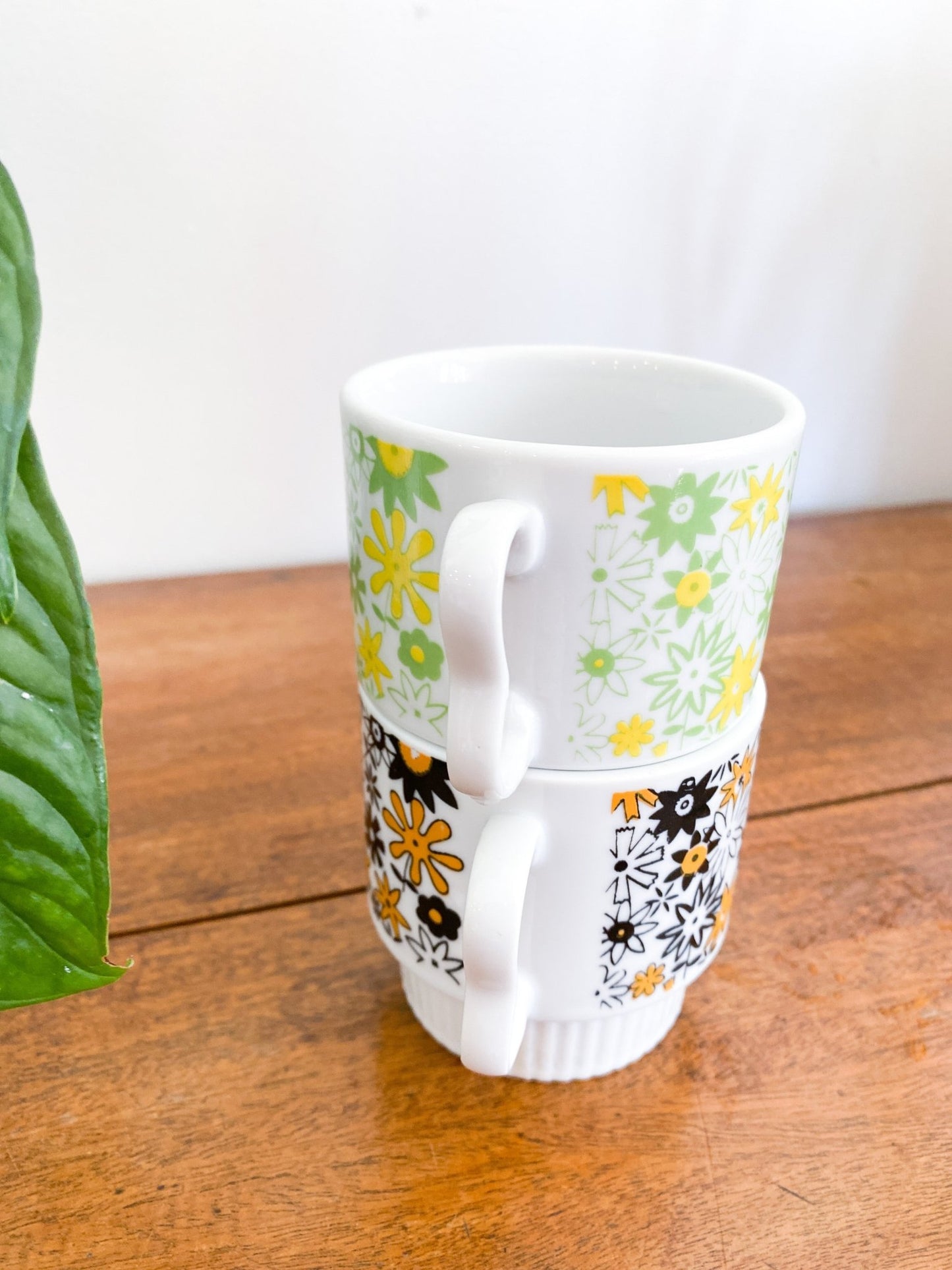 Stackable Vintage Flower Mugs - Perth Market