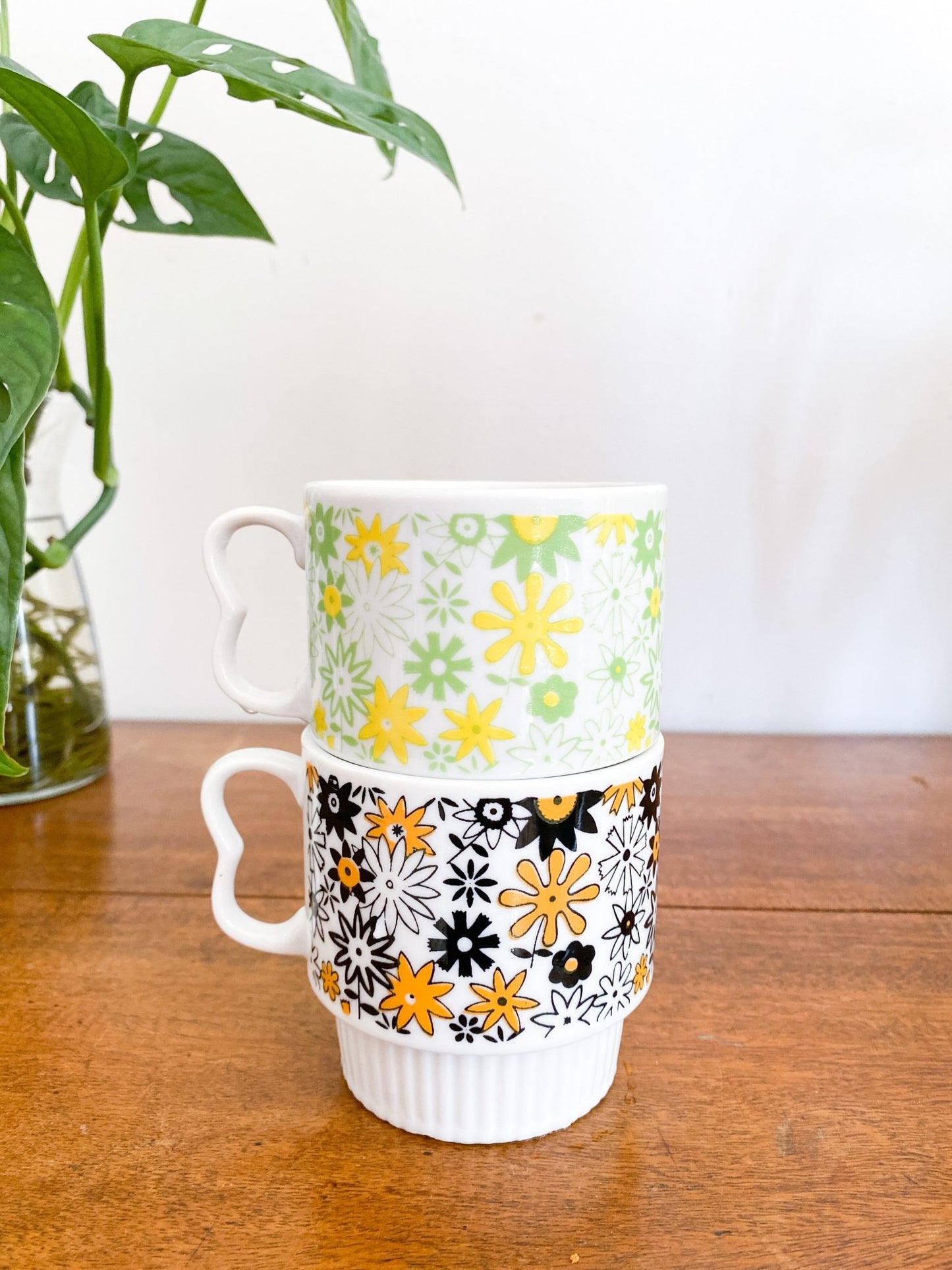 Stackable Vintage Flower Mugs - Perth Market