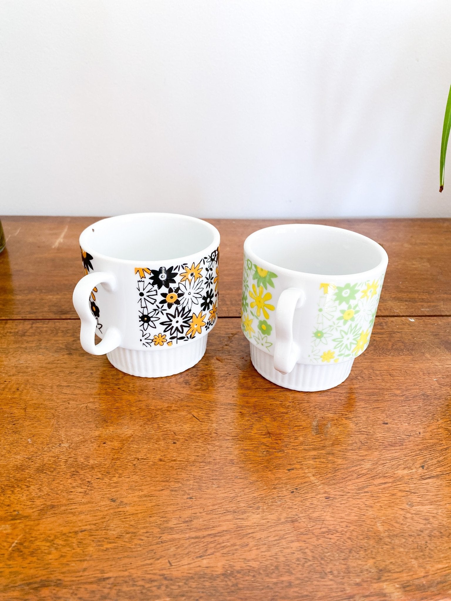 Stackable Vintage Flower Mugs - Perth Market