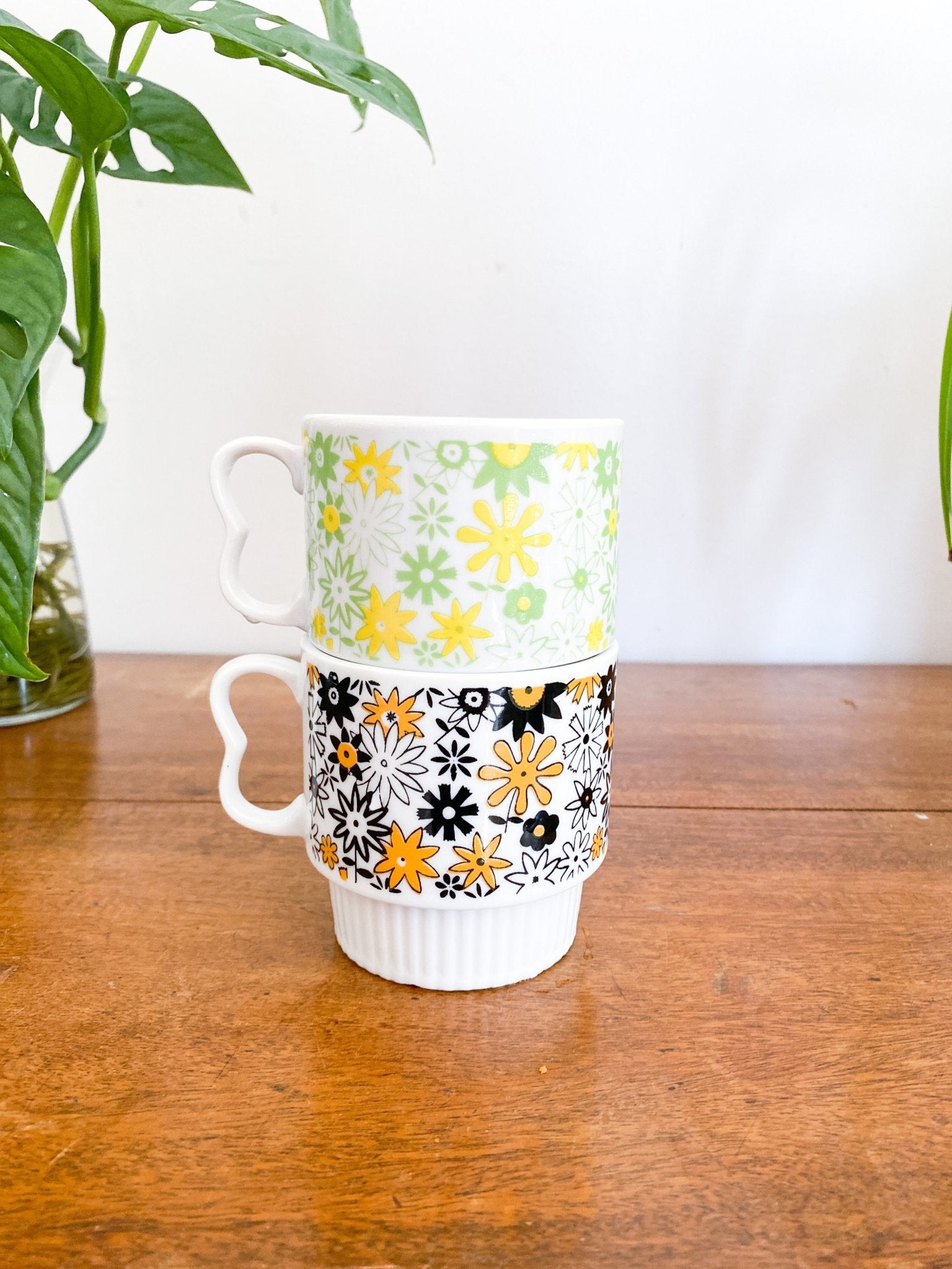 Stackable Vintage Flower Mugs - Perth Market