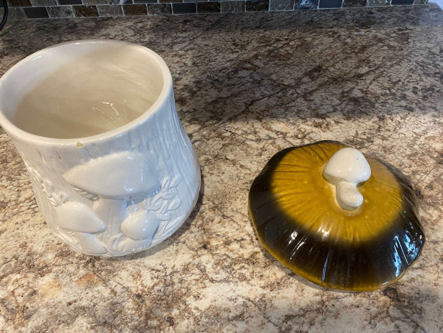 Vintage Laurentian Ceramic Mushroom / Toadstool Canister / Jar | Merry Mushroom | 1970s - Perth Market