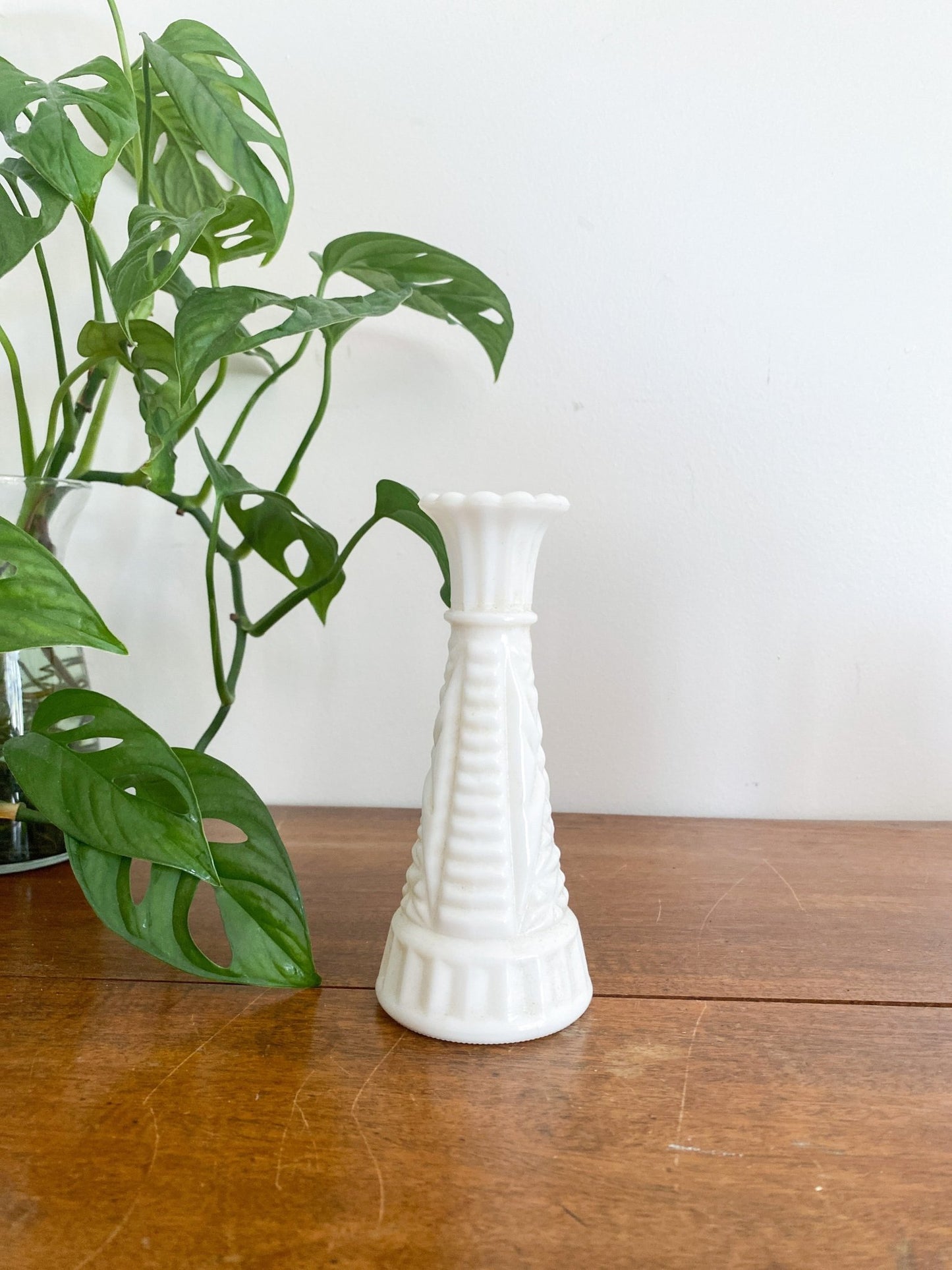 Vintage Milk Glass Bud Vase - Perth Market