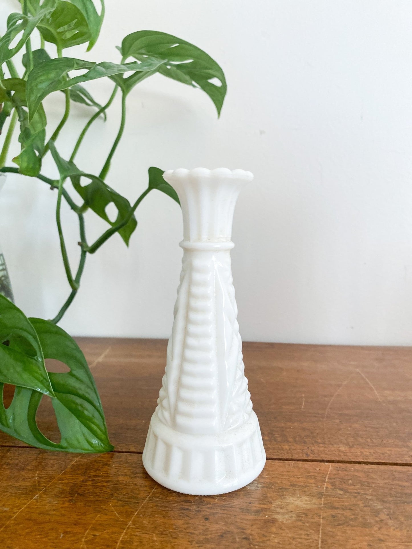 Vintage Milk Glass Bud Vase - Perth Market