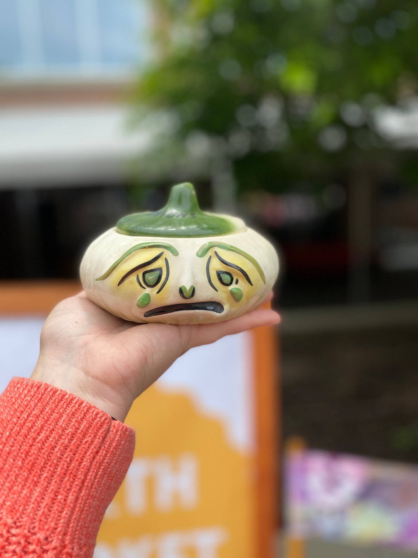 Vintage Onion Keeper Dish - Perth Market