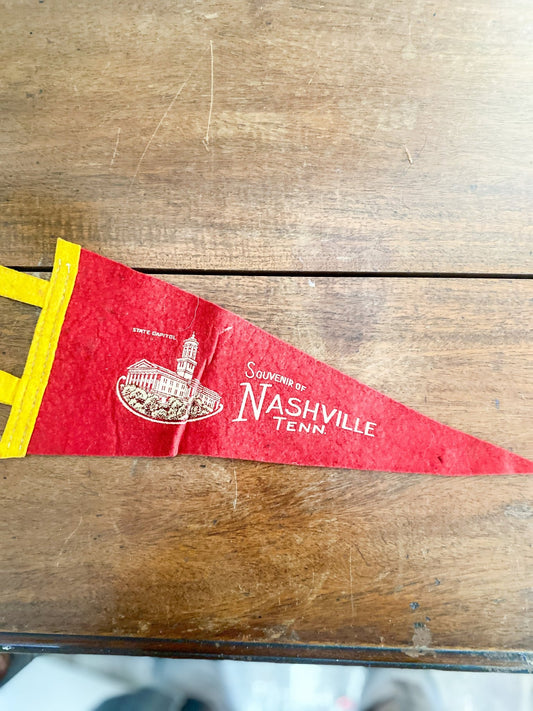 Vintage Pennant Flags - American Locations - Perth Market